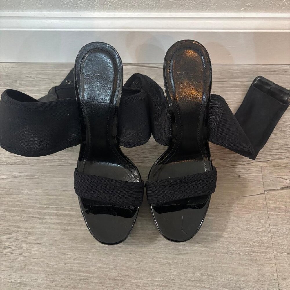 New! Burberry Black Ankle Wrap Runway Heels Size 6 w/Cloth & Box - Picture 6 of 9